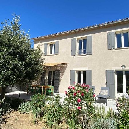 Villa Spacieuse Avec Terrasse Et Vue Mont Ventoux Entrechaux Exteriör bild