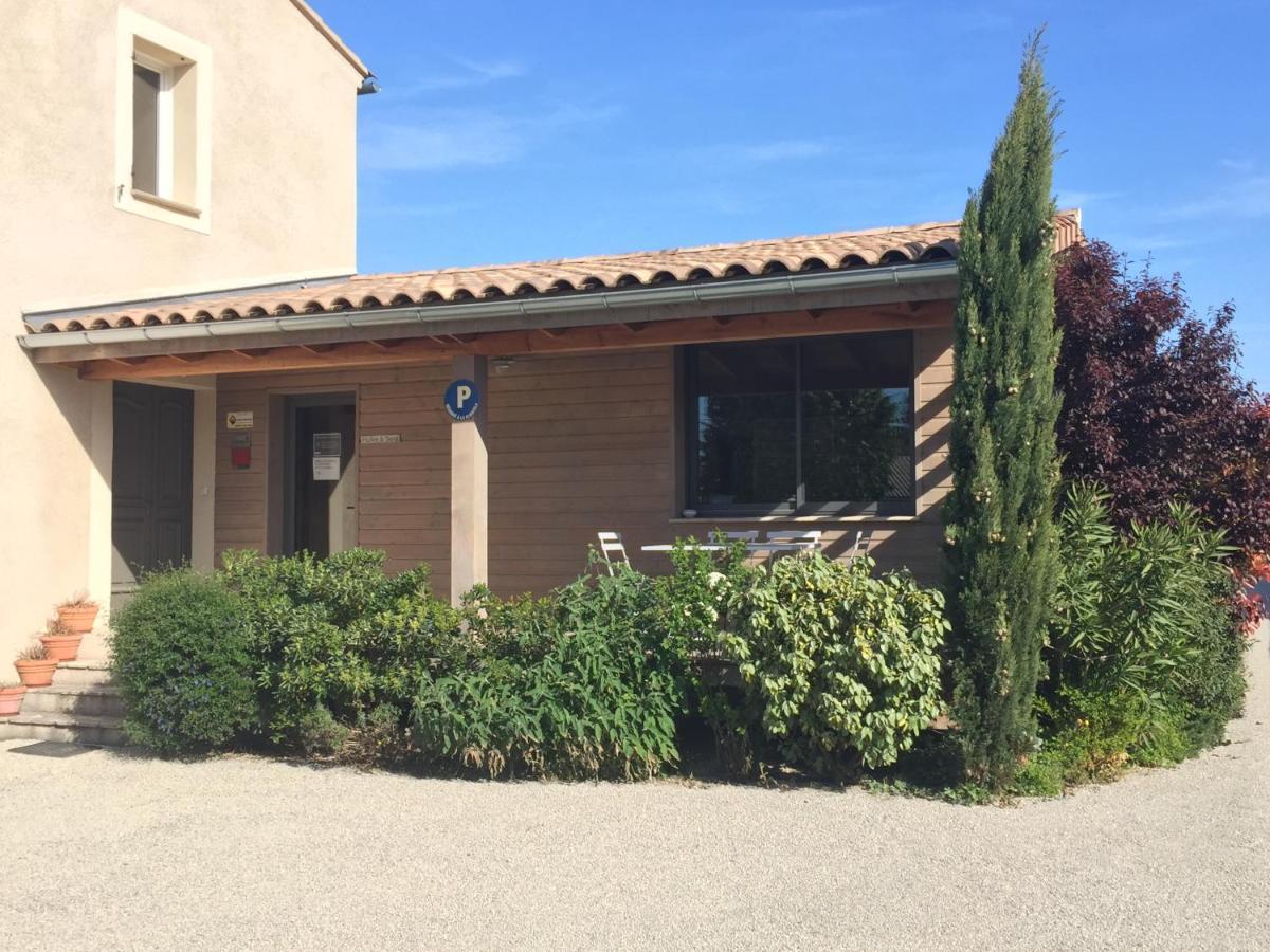 Villa Spacieuse Avec Terrasse Et Vue Mont Ventoux Entrechaux Exteriör bild